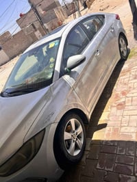 النترا ٢٠١٦ • مكفولة • فتحة سقف