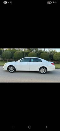 تيوتا افلون  السياره كفاله بيها قطعه وحده بس الباقي كله مكفول سياره جد...