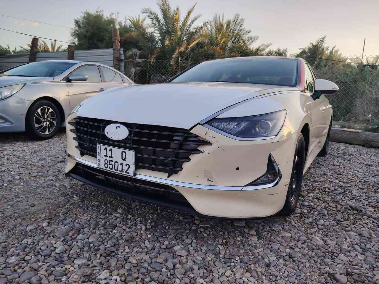 السلام عليكم
سوناتا هايبرد ..20 مرمز 2023  تكسي الخليج
رقم بغداد خصوصي  
خليجية فول مواصفات
ماشيه 175 حقيقي
السونار مرفق مع الصور

السياره خير من الله  السعر/ 118

***********
