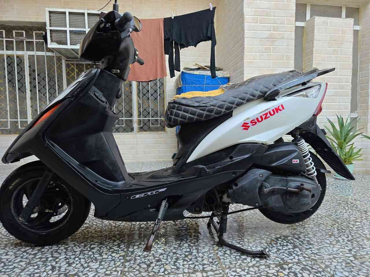 السلام عليكم مراوس حسب القناعه دراجه خير من الله شغاله سلف هندر نوزل كهربائيات كلها شغاله الغزاليه ***********
