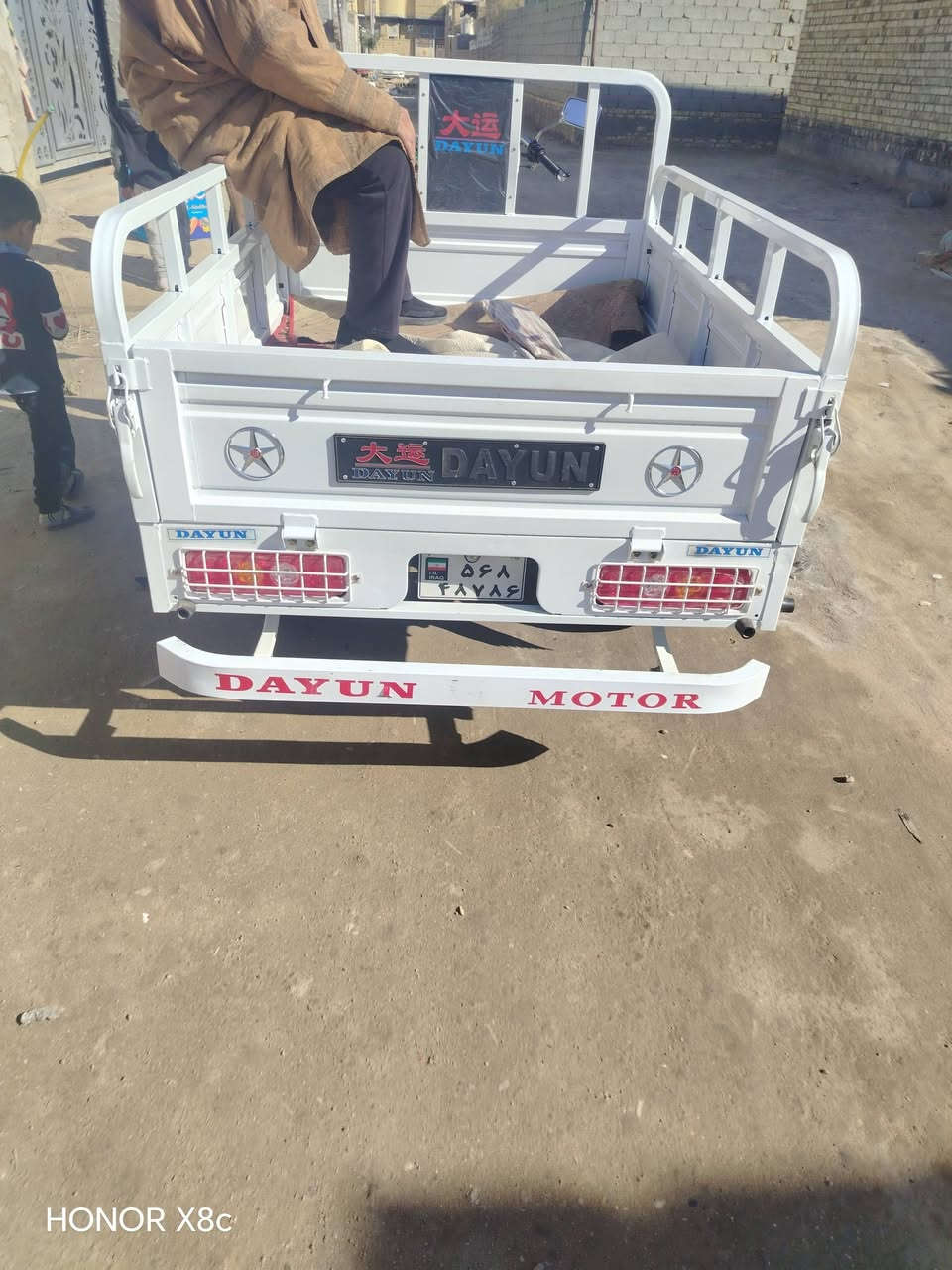 ستوته موديل 24 اصولي  مكفوله كفاله عامه صارلها سبوع طالعه من المعرض السعر 3 و 200 مكان ناصريه قضاء سيددخيل مامتواجد فيس ***********
