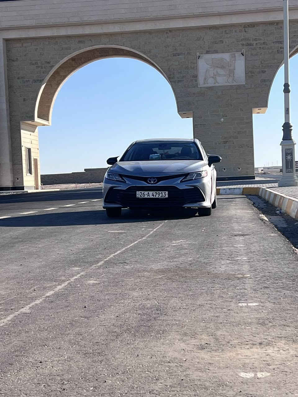 السلام عليكم
كامري للبيع او مراوس 
2023
مرقم بسمي
ضررها موضح بصور
سيارة حيل نظيفه بعدها عل وضع الشركه
محرك كير شرط
رادار 
مثبت سرعه
كلها شغاله
بيع او مراوس
***********
