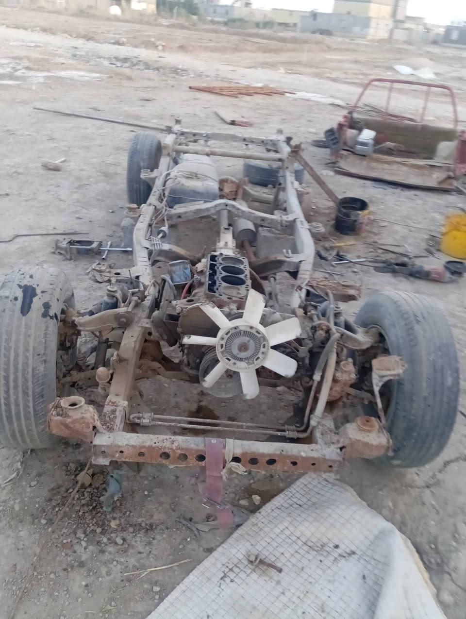 تفصيخ الرفاعي
***********
بطاين دير 130
تخم ويل كب دير ب120جديد
تانكي بلاستك يرهم لاي بيكم
قماره وبدي دير لون احمر ب450موديل 2011
رباط ورك فجوج حداديه جديده
سعر مناسب توصيل موجود
