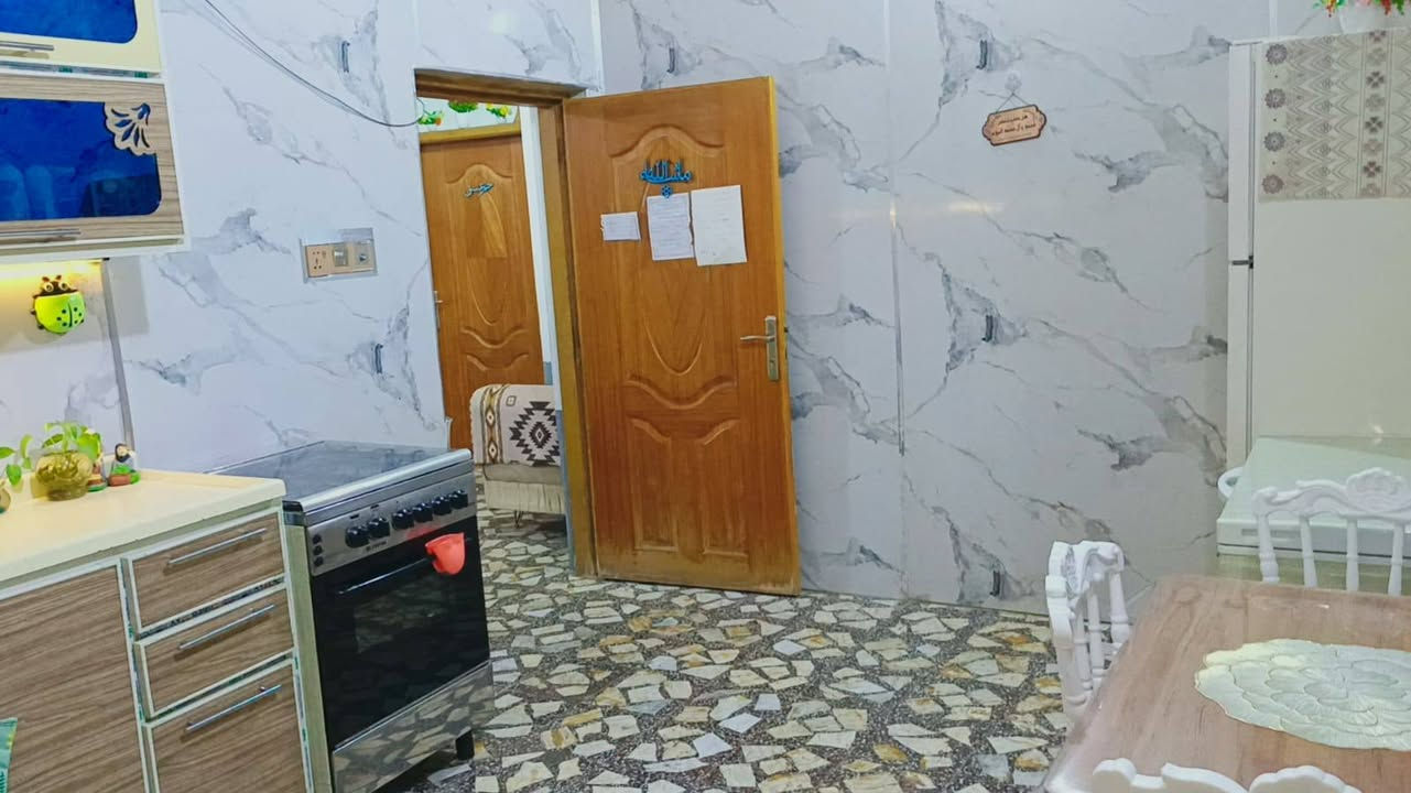 #دار للبيع  100م #السعر 43وبي مجال  
نجف  حي ميسان الزراعي #مقابيل العسكري قرب مدرسه در النجف الاهليه 
#يحتوي علىٰ غرف وصاله وستقبال ومطبخ وصحيات  ومخزن فوك 
ريتاج المندوبه المندوبة علا للعقار @إشارة   
***********
#اتصال +واتساب
كله طرف ريتاج
