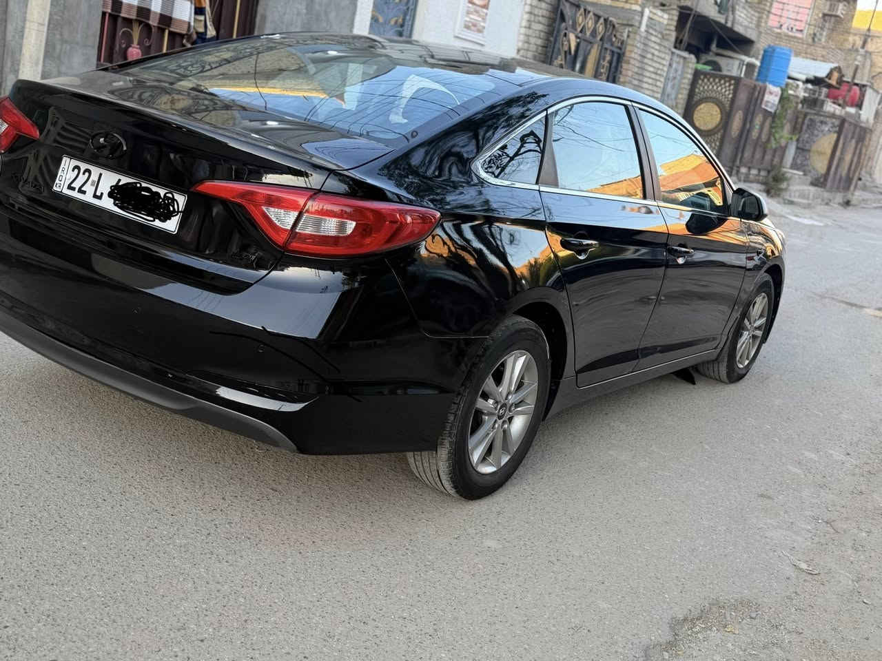 سلام عليكم سوناتا ١٧. أدوات كلك بيها كص دخول جديد بدهن كوريه خط واحد غاز مكفوله كير مكينه صدر جاهزه مابيها نقص برغي السعر ٥٨مكان بغداد 
***********
