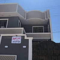 بيت للبيع مساحة 200متر قاطين كامل بنا حديث صاير على شارعين ركن طابو زر...