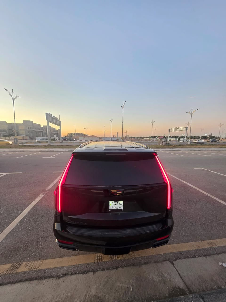 كاديلاك سكاليد
وارد امريكي 
جاملغ وربع بنيد 
موديل 2023 
ماشيه 13 mi
7 راكب 
محرك v8 
6000
بدون رقم 
السعر70000$ 
للاستفسار 
***********
