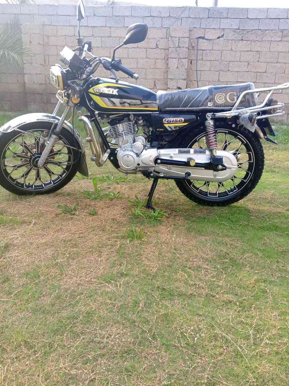 السلام عليكم دراجه يراني خمسة كير سونك موديل 2024 دراجه نضيفة محرك 150 سي سي العنوان  بغداد رقم الهاتف *********** وبيهة مجال للطيبين
