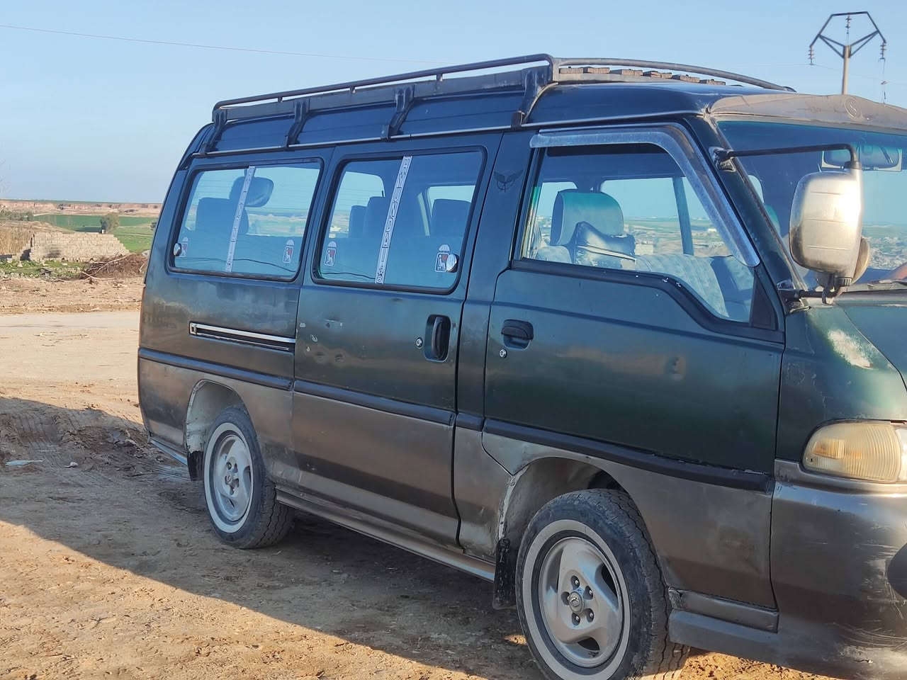 كيا للبيع رقم نينوى موديل 2000 هياء مرور صفر مكينه لاصرف ولا نفخ صبغ شركه طخم تيرات جديد السعر 75 وبيه مجال ***********
