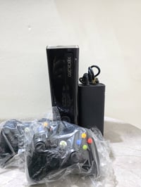 اكس بوكس 360 • مهكر • ٩٩لعبة