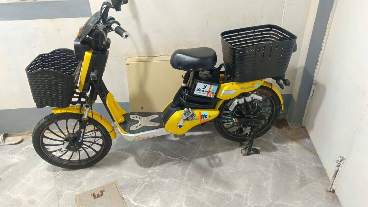 متوفر كل انواع قطع غيار دراجات الشحن مع بطاريات جديد ومستخذم وصيانه 
مع الضمان 
الموقع ديالى الخالص حي العمال ***********
متوفر صيانه ايضا
