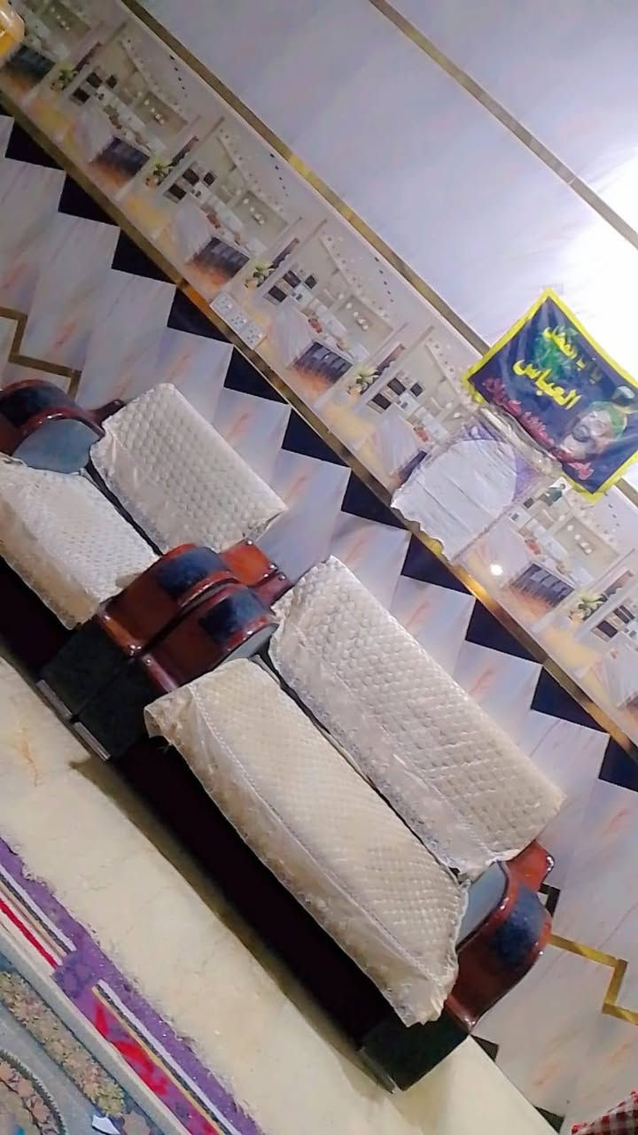 غراض للبيع تخم ب٧٥ وبي مجال الرفوف ومرايا ب٥٠ الكاونتر ب٢٠٠ وبي مجال بدون سنك بغداد حبيبيه


**إذا كنت صاحب هذا الإعلان وتريد حذفه لأي سبب، رجاءا أرسل رسالة إلى الدعم الفني**