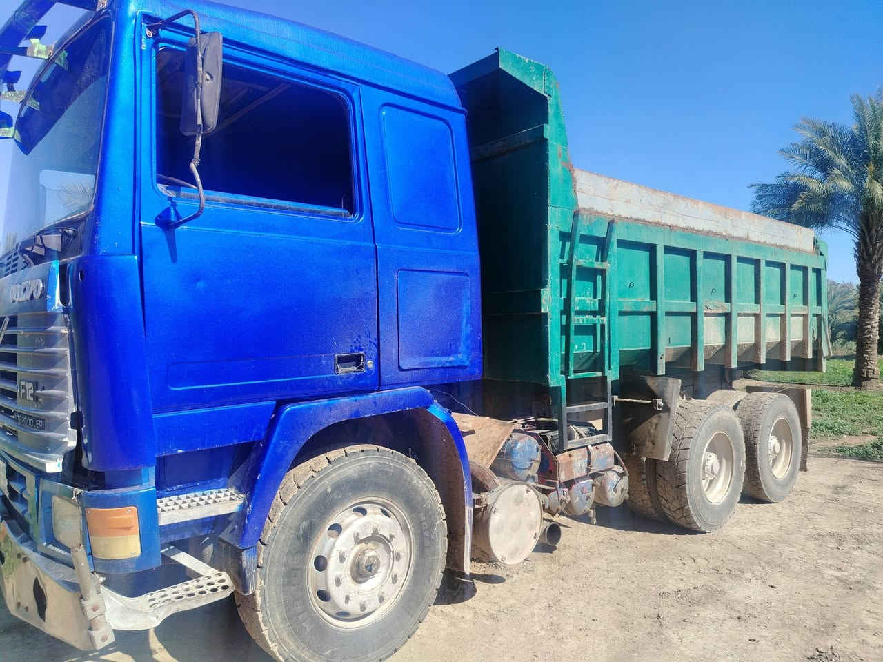 سلام عليكم سعر 110 سكس شاصي مكفول مديل 93 سنويه جديده مكينه اف   12 كير 3/3 
***********  مكان كوت
