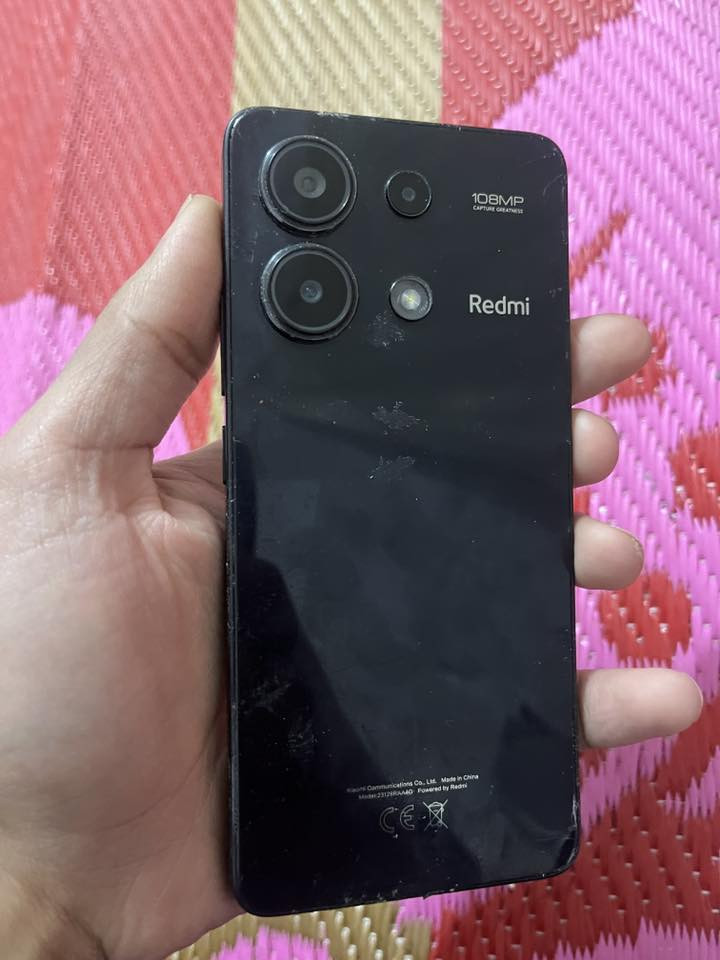 سلام عليكم ريدمي نوت 13 ذاكره 256 جهاز مكفول ممفتوح السعر 175   بيه مجال واتساب فقط***********
