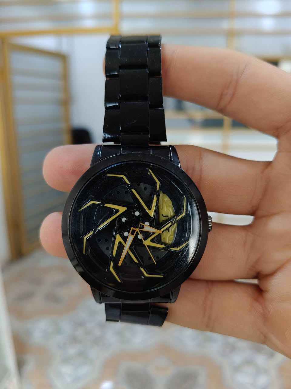 ساعة عجلة دواره 360 درجة
قيم وبالعافية ☑️💙


**إذا كنت صاحب هذا الإعلان وتريد حذفه لأي سبب، رجاءا أرسل رسالة إلى الدعم الفني**