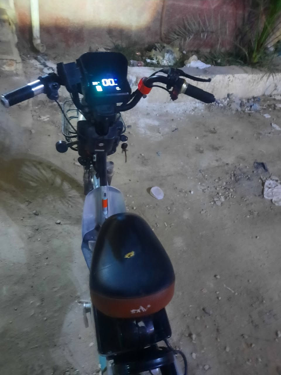 بايسكل شحن للبيع مابي شي ومابي اي عطل نظيف حجم 26  خمس بطاريات جدد السعر 170 وبي مجال بايسكل اخو البلاش


**إذا كنت صاحب هذا الإعلان وتريد حذفه لأي سبب، رجاءا أرسل رسالة إلى الدعم الفني**