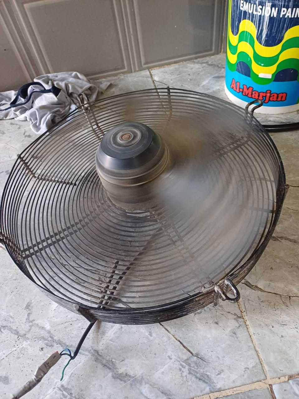 شافطه صناعيه وسط شرط الشغل للبيع ٢٠ الف ***********
