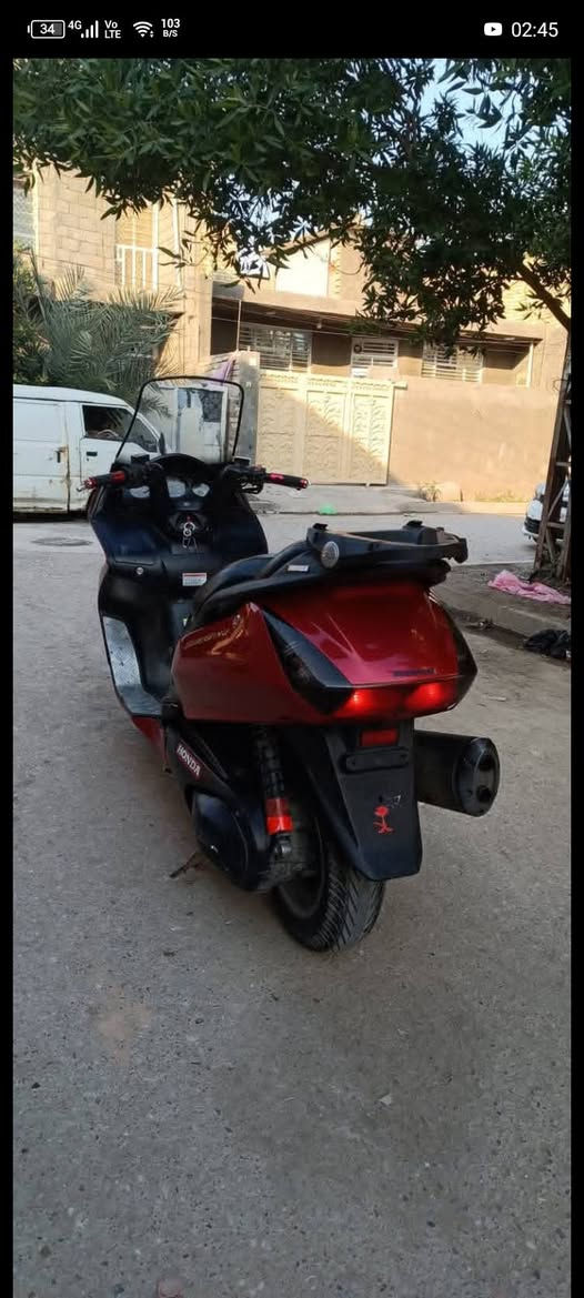 سلام عليكم للبيع سلفر ونج مكينه 600 مكفوله كله شغال اي نقص مابيه شلعه ومعدل تخم تايرات جدد دبلات نضيفه نعومه فول  سعر 13 بيها مجال بغداد العبيدي ***********
