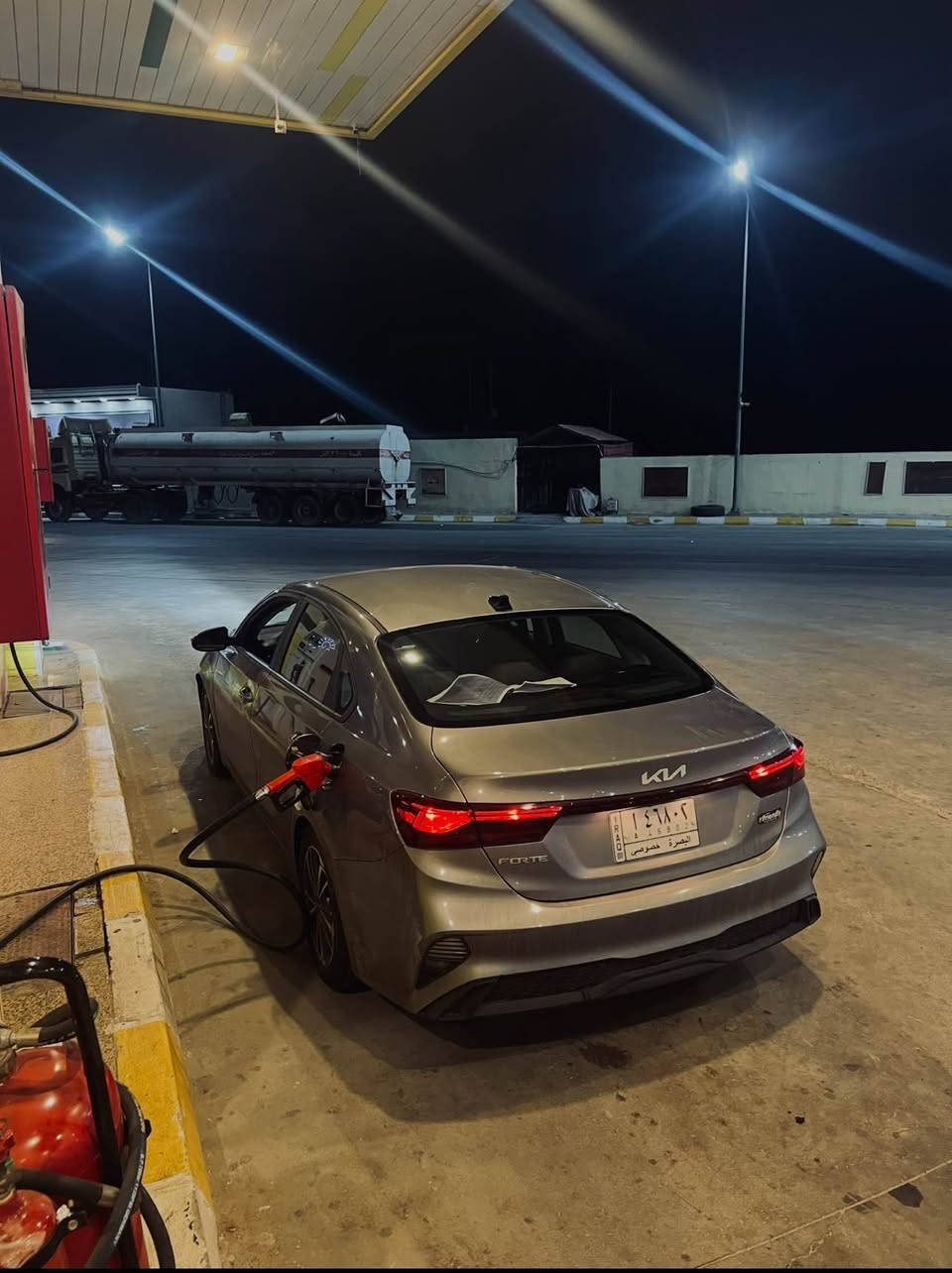 السلام عليكم
فورتي مديل ٢٢ معوقين 
والمعوق موجود واكفله مكانه بالبصره
سياره اي نقص ما بيها 
حادثه جاملغ وبنيد  واكو مكانات صبغ قليله 
السياره نص فول فتحه وبصمه مابيها فقط 
باقي الموصفات موجوده ومعروفه
كير مكينه كفاله وتبريد خير من الله 
سياره استخدام شخصي من البيت لجامعه 
السعر 133 وبيها مجال
مكاني بصره  

 اتصال فقط‭٠٧٨٨ ١٦٤ ٤٤١٢‬
 هذا فقط واتساب *********** البصرة, العراق
