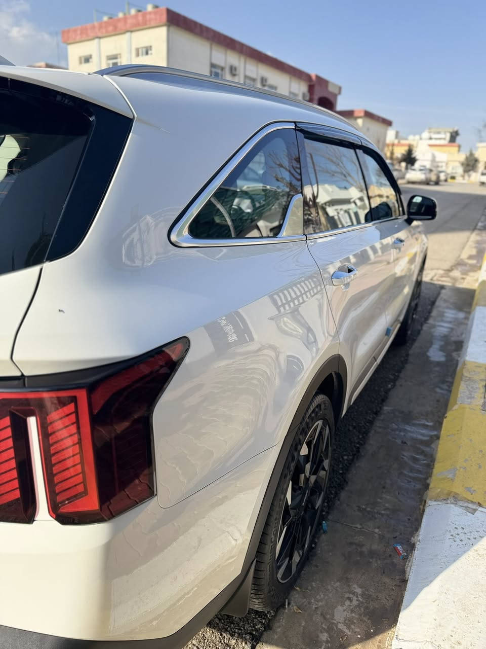 السلام عليكم سورنتو 25 كامرتين كشن جلد تتفئه تبريد شفتات بل ستيرن موڤ درايف تحكم بل قياده كير موس حساس امي خلفي
ويل 20 شركة نم ماشيه 19 
السعر 335 
*********** واتساب
