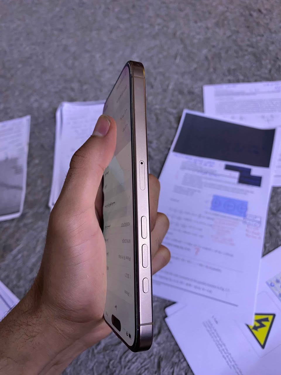 ايفون ١٦ برو ماكس ذاكرة ٢٥٦ بطارية ٩٤ مشحون ٣٠٣ مرات ممفتوح وما مبدل بي اي شي بي بس نقط سود بطرف الشاشة بغداد, العراق


**إذا كنت صاحب هذا الإعلان وتريد حذفه لأي سبب، رجاءا أرسل رسالة إلى الدعم الفني**