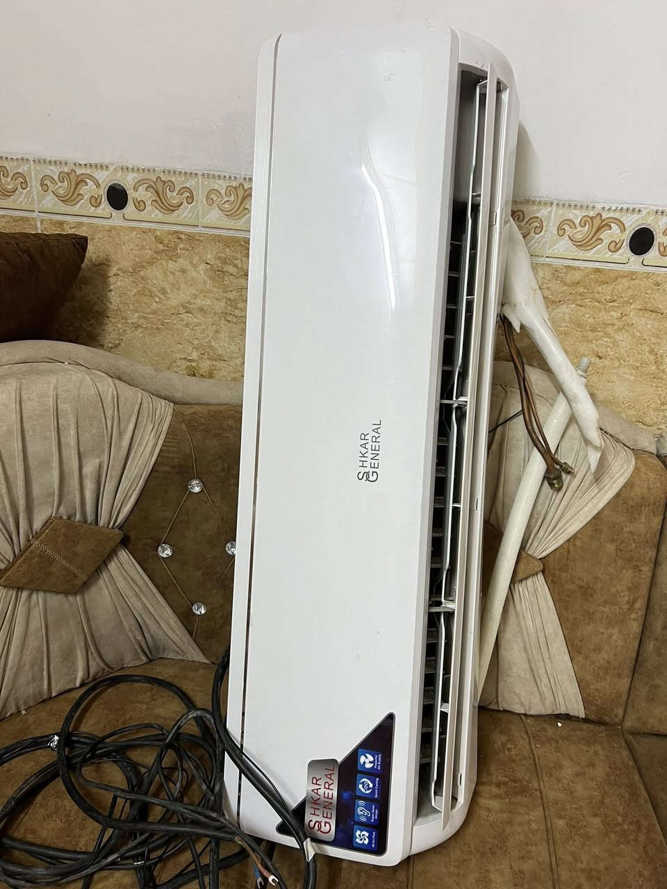 سبالت للبيع عنوان موصل حي القدس واتساب ***********/***********
