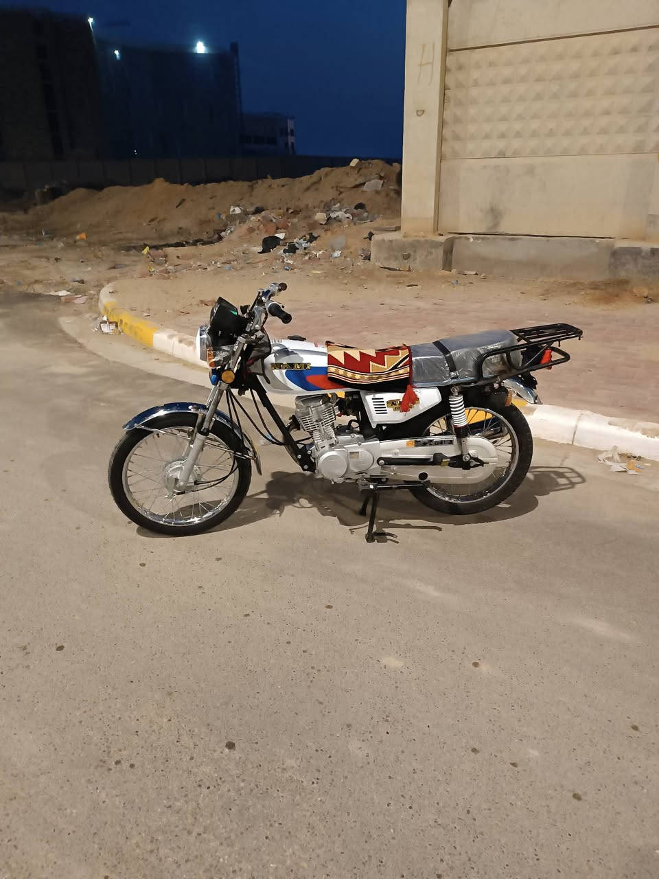 أوراق سكنر موديل 2024 كفالة عامة 
سلام عليكم دراجة نامة امتياز بلادية مو تعمير فقط تانكي وصينية مال نامة شلامجة دراجة ما عوزها برغي اوراق سكنر تخبل ما مفتوحة كهربائيات كاملة فقط اشاير ربط تجي وتفحص 675 بيها مجال كربلاء حي نصر ***********
