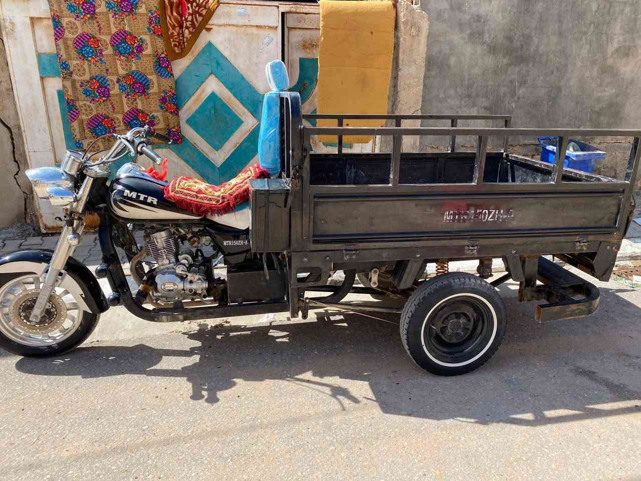 سلام عليكم ستوته امتي ار للبيع مديل الفين وعشرين شاصي مكفول محرك مكفول سعر مليون وتسعميه وبيها مجال قليل نجف***********
