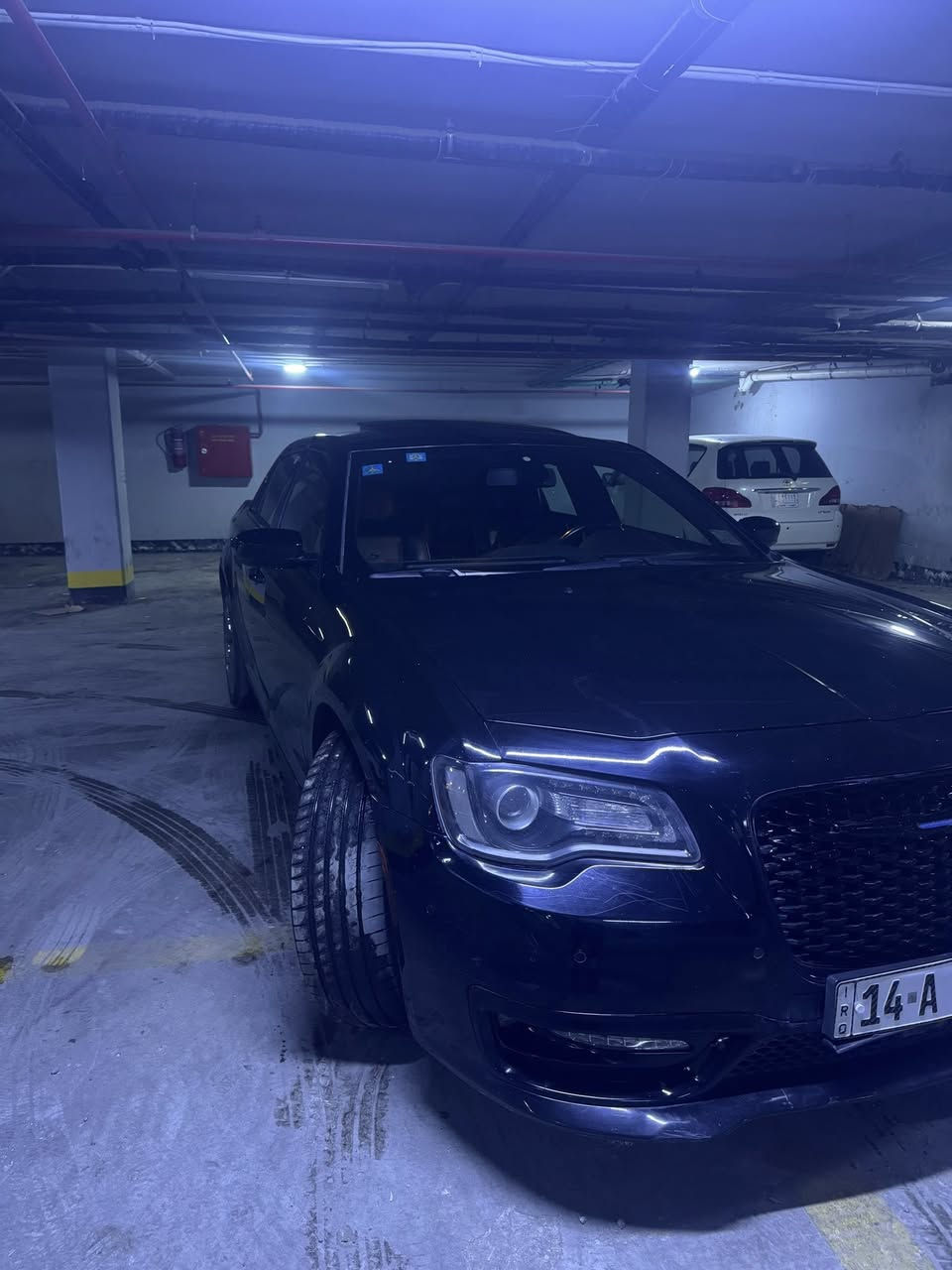 السلام عليكم اوباما اس17 فول
كنديه السياره بدون حادث داخله كفاله 
وهنا صار بيها4 اماكن بارد  
وصار خياس بالبانوراما وسويتها وكل صور والشغل موجود اله صور حجم لخياس والمعجون الي صار موجود صور اله 
سياره اس فول عدا رادار امامي 
بيها دمام 
رادار جانبي اشاره بالمري حساس امامي خلفي 
معروفه مواصفات اس 
السياره مامشتغله خط ماشيه 120 
مال جناي 
مابيها مصرف سياره جاهزه 
السعر 230 
رقم بصره جديد وهزه جديده
اقرأ تفاصيل وخابرني  او واتساب سونار هم موجود 
مكان سياره بصره 
***********
