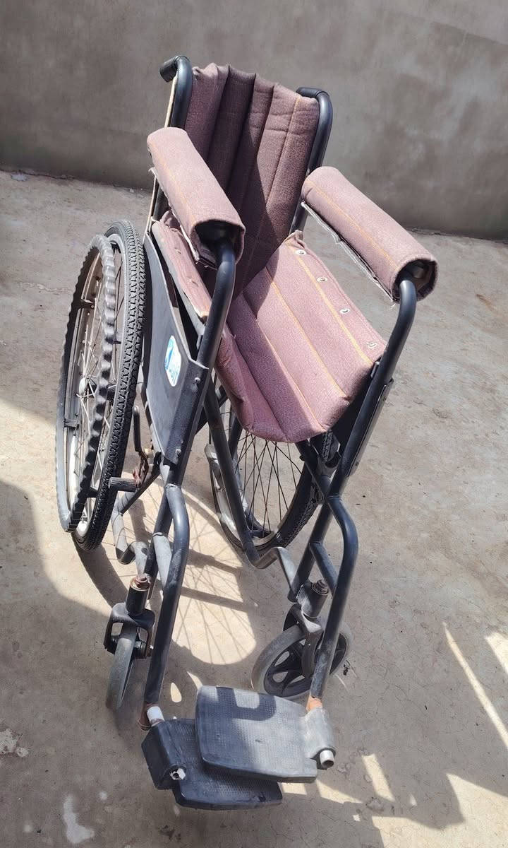 للبيع نضيف 
تايراتها جدد جوب 
السعر ٧٥


**إذا كنت صاحب هذا الإعلان وتريد حذفه لأي سبب، رجاءا أرسل رسالة إلى الدعم الفني**