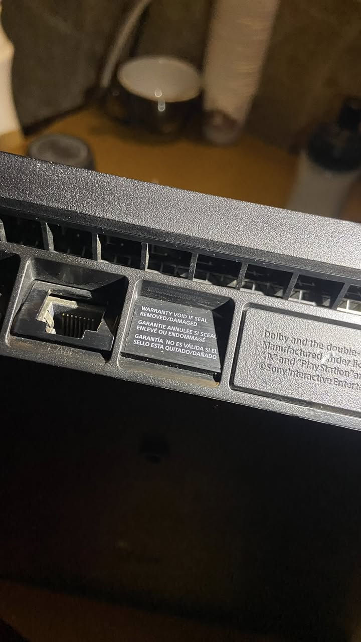 بلي ستيشن 4 slim 
1 وااحد تيراا 
جهاز نضيف ماداخل تصليح
مهكر بي العاب هواي خير من الله
جوستك 2
سعر 230 قفل بدووون عمله 
 مكاني كربلاء


**إذا كنت صاحب هذا الإعلان وتريد حذفه لأي سبب، رجاءا أرسل رسالة إلى الدعم الفني**