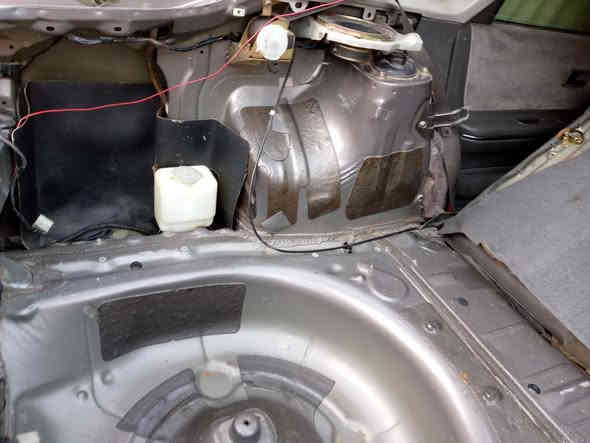 سلام عليكم مازده موديل ٩١ سياره جديده بمعنه الكلمه تبريد تتفئه كروز سرعه سبلت لايت ماطور يصعد وينزل جام مله شركه تخم تاير دلوب ماشيه ١٥٠ حقيقي غراض شركه دسكات وقايش وفلتر دهن وسعر على خاص..***********
