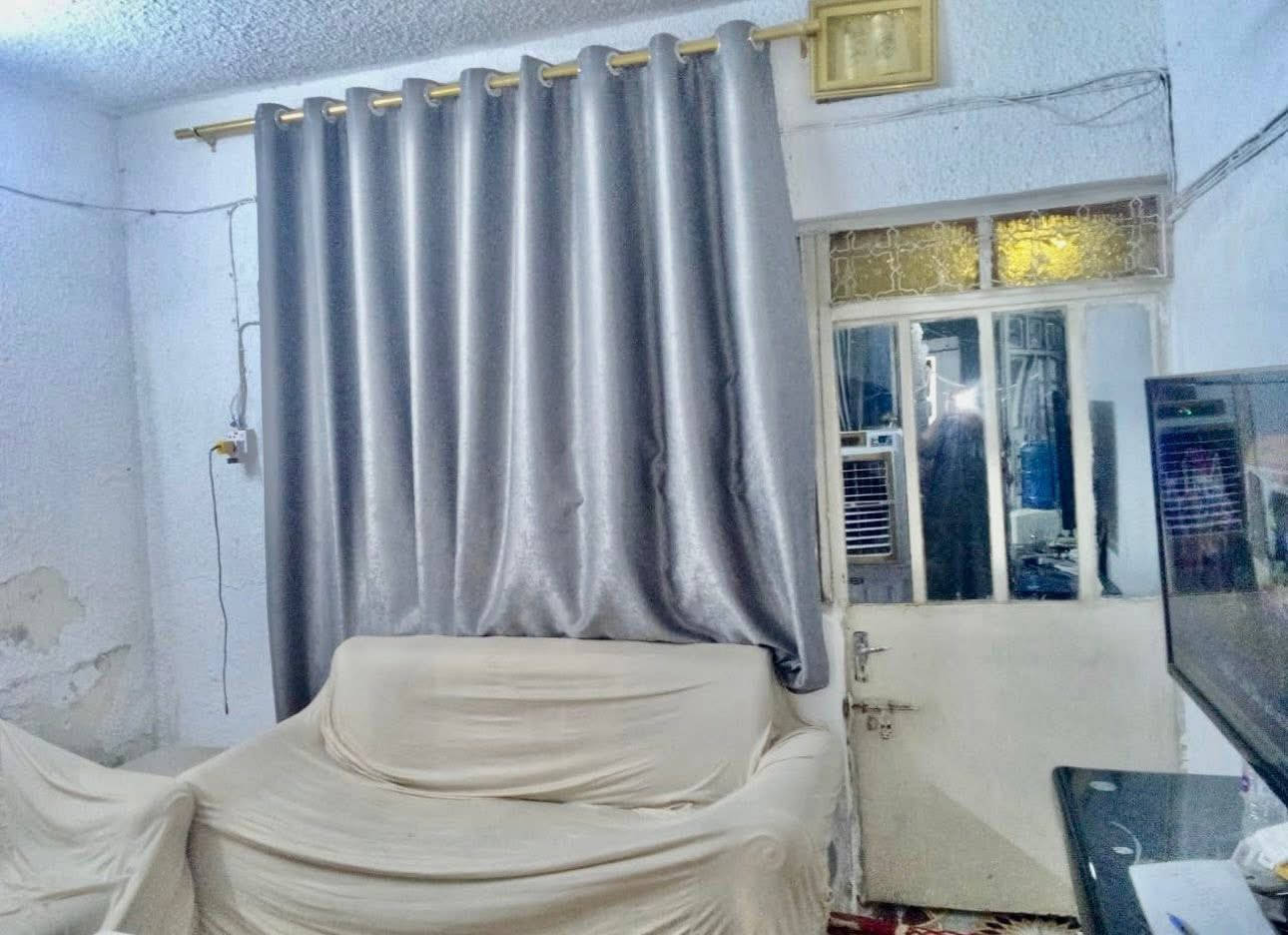 بيت للبيع طابو ملك صرف المساحه 55 م العنوان الشعب الديوان شارع 15 مقابيل العيادة سعر 70 وبي مجال للاستفسار  ‭‬***********
