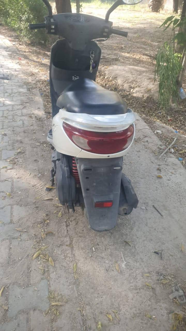 بريز ١٤٠ للبيع
لا تنقيص ولا تبخير لاتخابرني تكلي شبيها مابيها
السعر 550 وبيها مجال
مكاني ديالى -بعقوبة
***********
@
