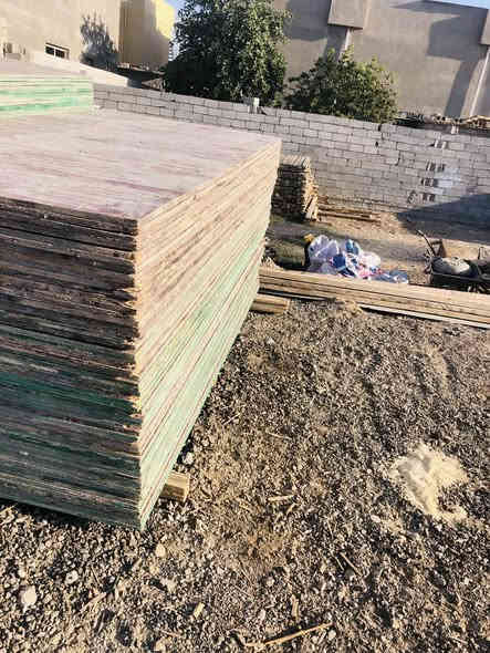 السلام عليكم بلايود شغله وحده نضيف العدد 280 طبقه
سير3/3طول 3 متر العدد 11 مكعب 
بغداد جسر ديالى القديم 
***********
***********
