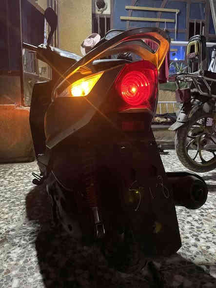 سلام عليكم شباب دراحه ماكس ثعلب الون رصاصي دراجع جديده مال السركه السعر 750 وبيهة مجال مكاني المعامل الباويه الستفسار ***********
