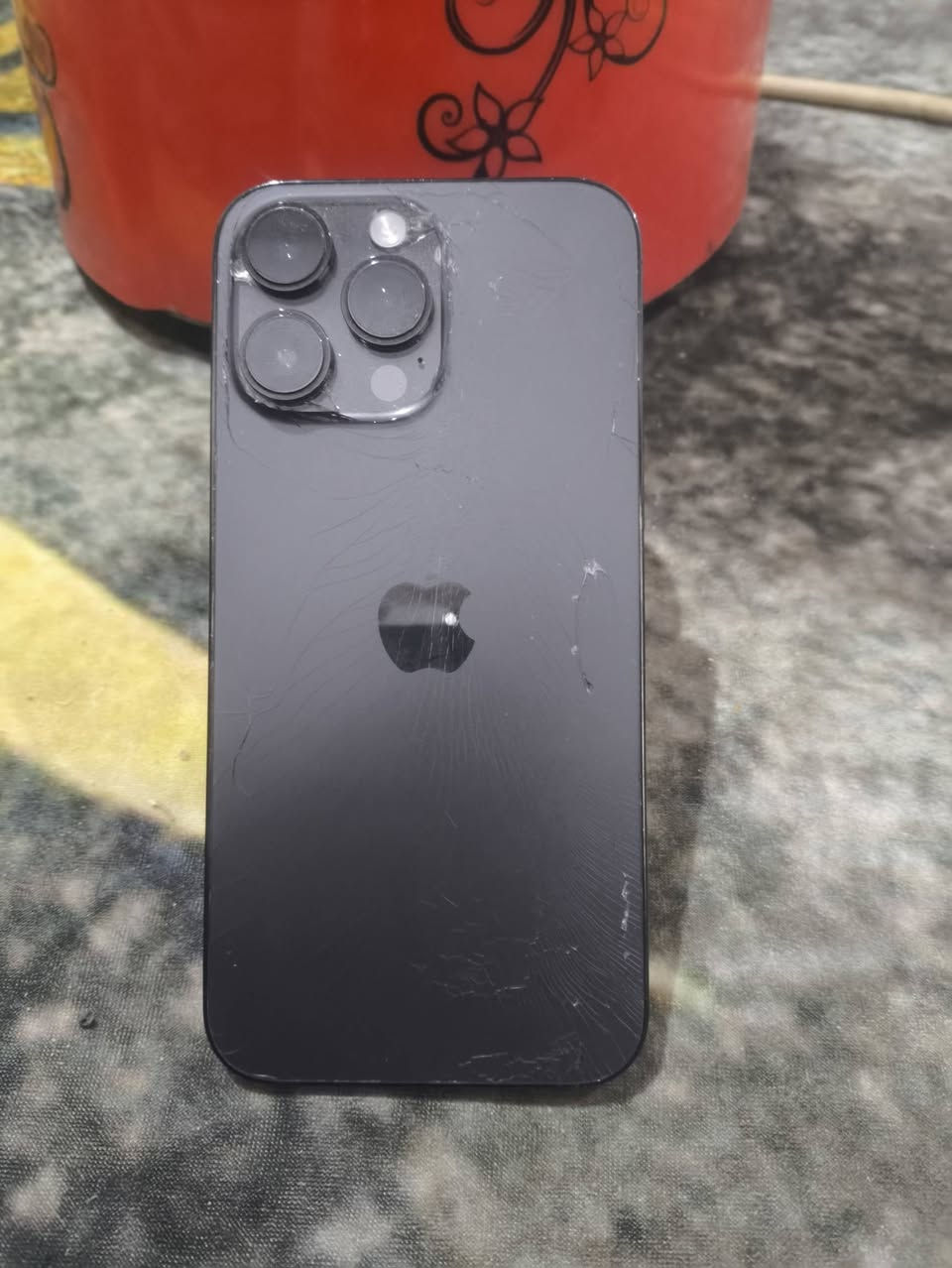 السلام عليكم ايفون 14 برو ماكس موبايل ماستر شرق اوسط ذاكره 256 البطاريه 83 جهاز اخود ما عدا ظاهره مكسور فقط مكان البصره الهارثه سعر 750            ‏‪       ‏‪0784 385 6961

