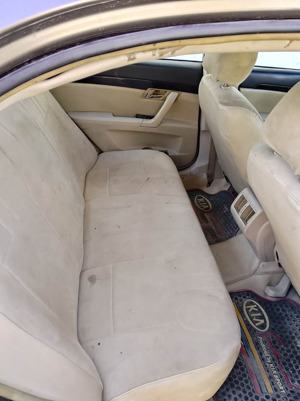 اسلام عليكم ✋
للبيع جي ام كراند 2013 سياره مكفوله من كلشي 

مكانه بغداد البياع 

السعر58وبيها  مجال 

اي استفسار ‭0784 357 4212‬
