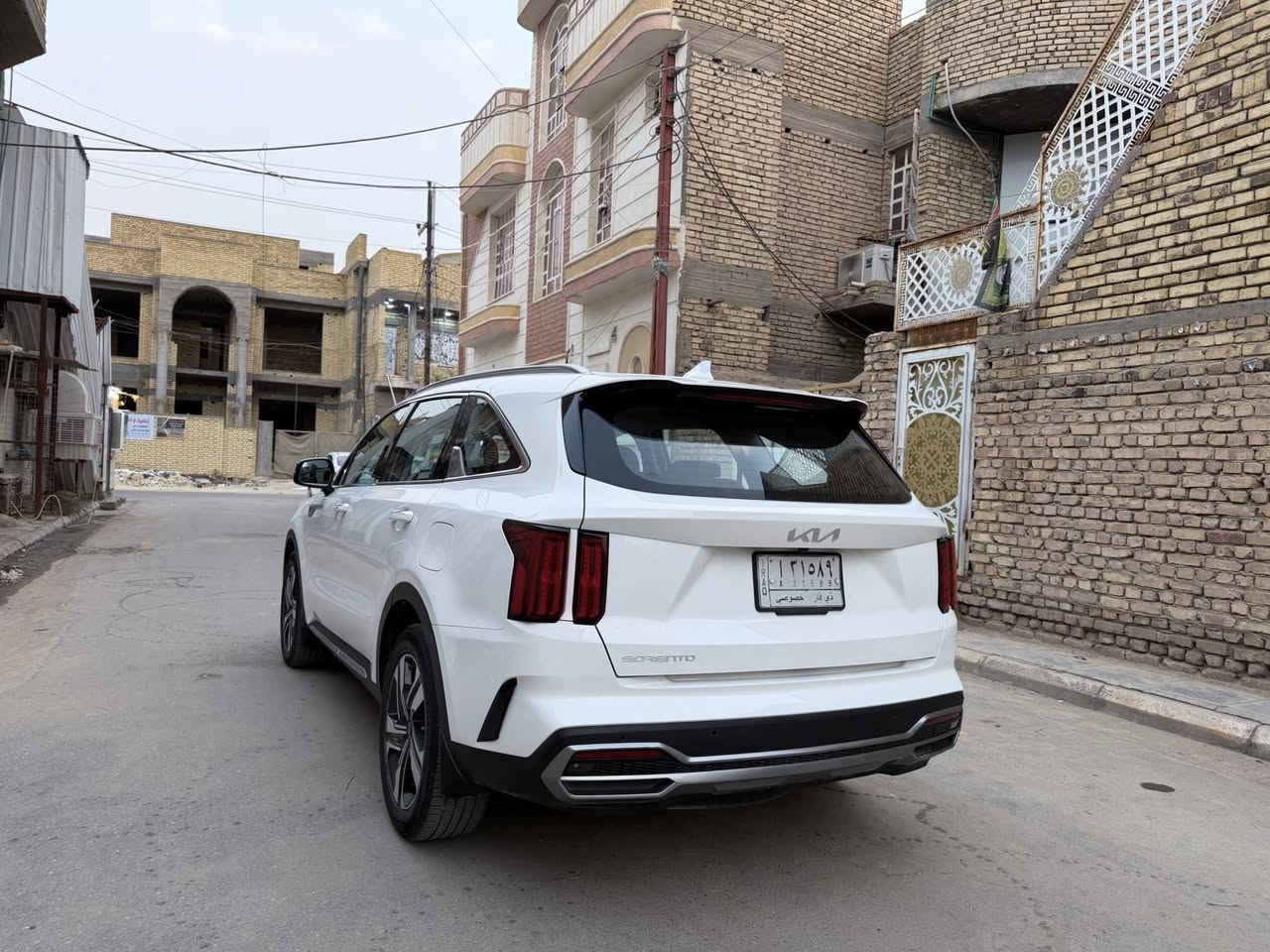 السلام عليكم
 للبيع سورينتو خليجي  موديل 2023
رقم ذي قار ب اسمي مشروع وطني 
مكفول كفاله عامه من صبغ وتبديل وفتح  جديدة بمعنى الكلمة
نص فول
بصمه تشغيل
بصمه ابواب
كشنات كهرباء 
محرك v6 

تبريد ثلاث قطع
سبعه راكب
شفتات ستيرن 
كير ماوس 
كامرة اماميه وخلفيه 
4انظمه قيادة 
سائد بريك بصمه 

جنطه شفط
مري شفط
إنارة داخليه متغيرة
بردات خليفه
حساس امامي
حساس خلفي
سبير منازل 
ماشيه ٩١ ألف
السعر ٢٦٥ وبيها مجال
للاستفسار اتصل على الرقم 
 ***********

***********
