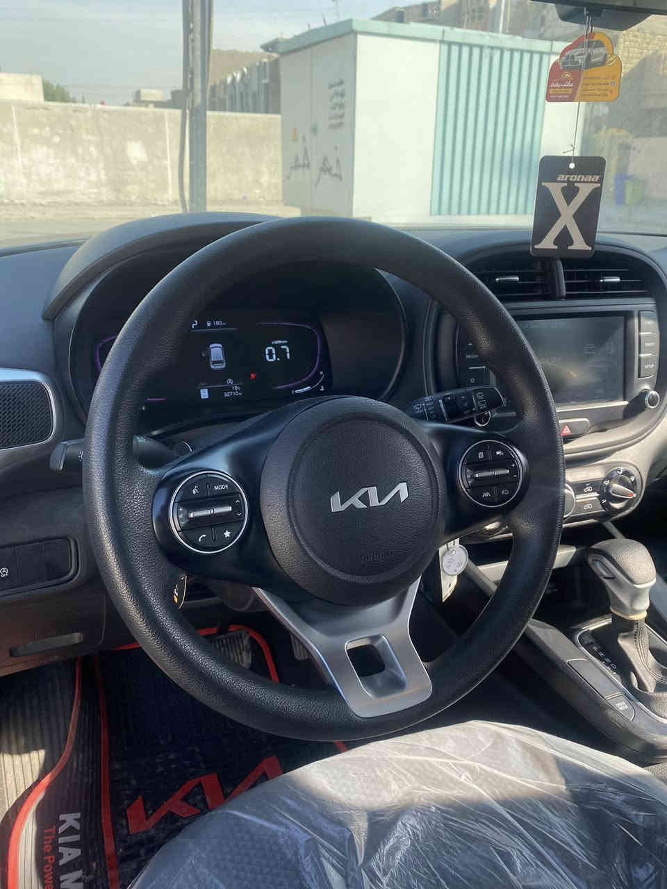 يالله
السلام عليكم 
لبيع كيا صول موديل 2023
رقم بغداد 
موصفات
فول تحكم ستيرن 
رادار امامي 
رادار خلفي
رادار جانبي
نقاط عمياء
تحديد مسار
وضعيات قياده 2
دشبول دجتل 
توقف ذاتي
كامره خلفيه دواره
ويل گب
محرك 2000 دوش 💪🏻💪🏻
كير مكينه مكفوله 
السعر 140$وبيها مجال حك الجيه
بغداد الشعب 
للستفسار:***********
