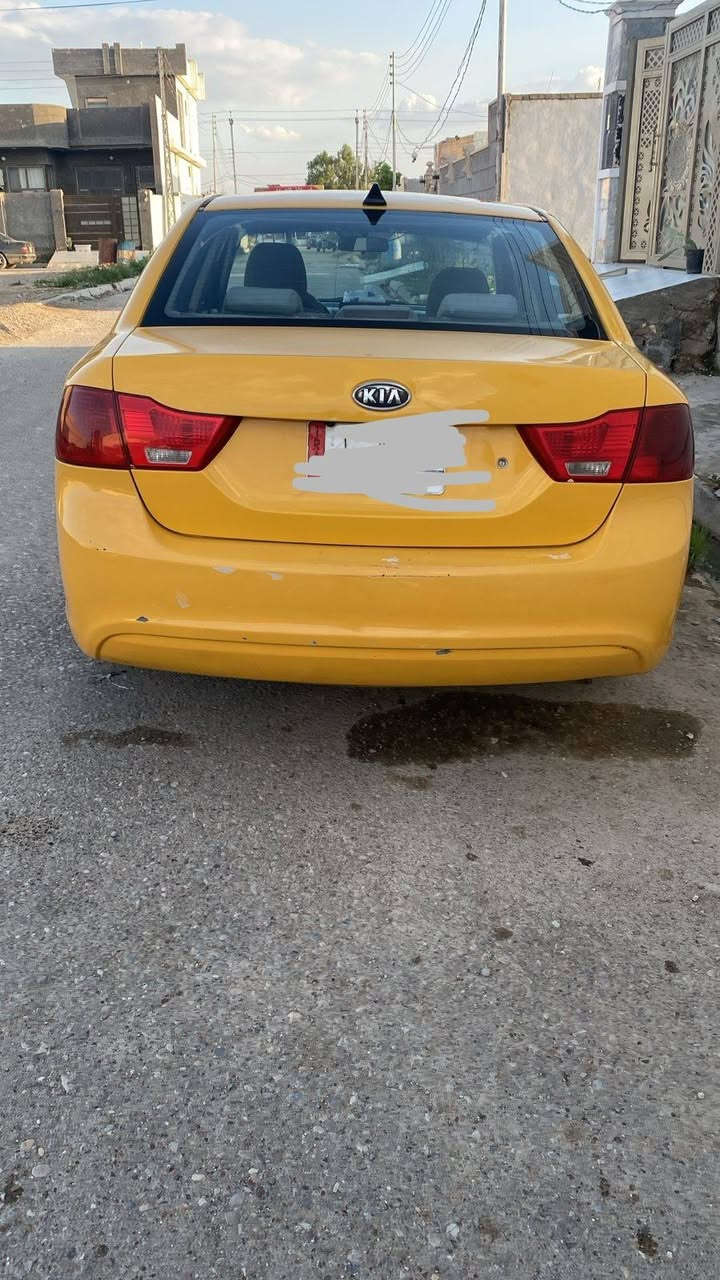 سلام عليكم اخوان أوبتما صفره موديل ٢٠٠٩ سياره نضيفه وجاهز للعمل سياره ليبل واحد فقط بنيد مبدل سياره كير محرك تبريد صدر امامي خلفي كله جديد وفول  مكاني ديالى الاستفسار اتصل ودلل ممتواجد ع الفيس *********** السعر ب ٨٥ وبيها مجال
