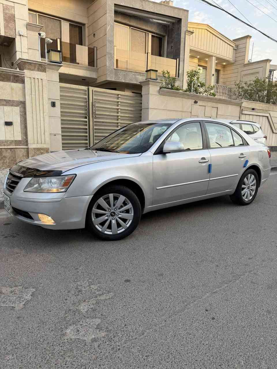 السلام عليكم رمضان كريم
هونداي سوناتا موديل 2009 وارد امريكي كلين ليبل واحد مكينه 2400 دوش سيارة احلة من الصور مواصفات نص فول مكينه كير صدر تبريد تدفئة تخم تاير كله جديد بالعافيه عل ياخذها سيارة جديدة سيارة بيه صبغ مكانين رقم اربيل باسمي سيارة تريد تحويل او وكاله مكان السيارة بغداد الاعظمية سعر 118 وبيه مجال رقم موبايل *********** 
‭0770 308 5731‬
