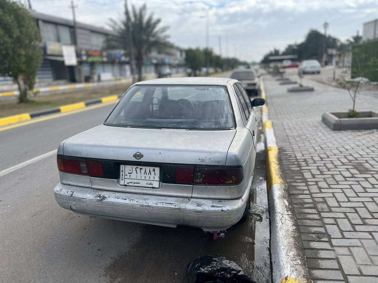 نيسان سني ياباني موديل 92 محرك 1800قبق اسود وكير اوتوماتيك مال حاويه تبريد تدفئة السعر 35 مكان بغداد العاب السيديه ***********
