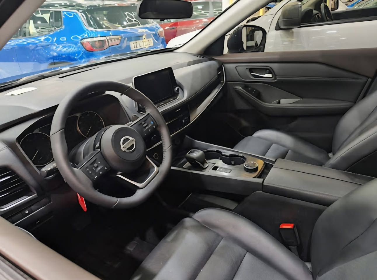 السلام عليكم للبيع نيسان روج 2022 كامل مواصفات بانوراما دبل اكسل كشنات كهرباء داخل اسود جلد تدفئة كشنات السيارة رقم اربيل جديد بدون صبغ فقط دعامية امامي السعر 185
***********
رقم الشاصي 
5N1BT3BB6NC707928
