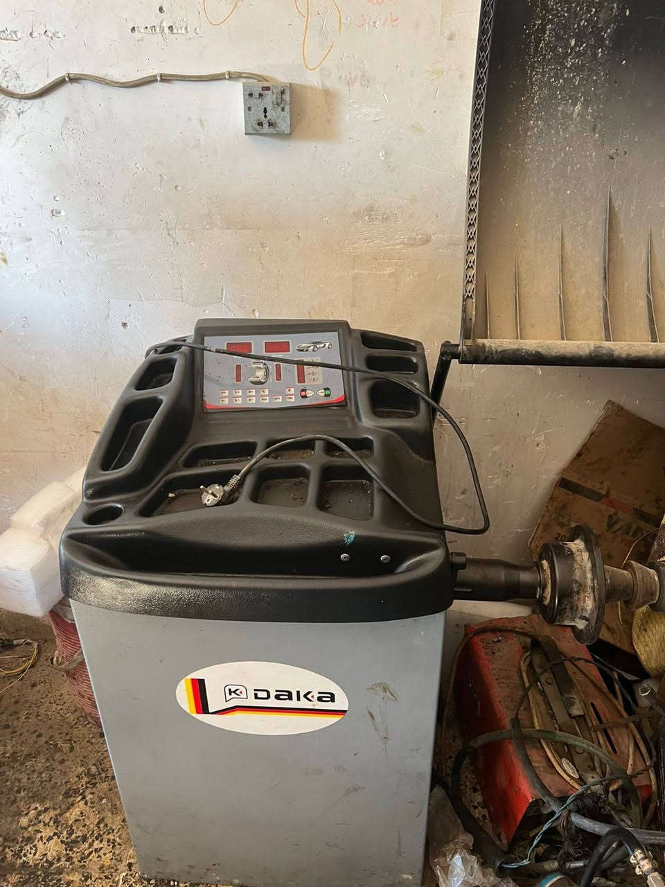 السلام عليكم
جهاز بلنص مستعمل قليل
خالعه مستعمله مبدل بيه دوسه وحده
بطل هواء بانزين مستعمل
الأغراض كلهه شغاله
السعر كلهن بمليون و٨٠٠
***********
