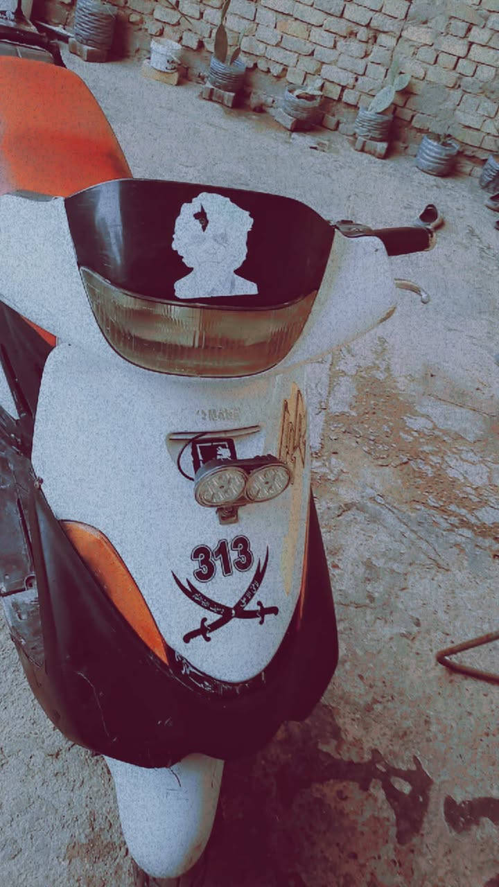 السلام عليكم ورحمه الله وبركاته اخواني دراجه نوع فراشه 140دراجن نضيفه وحلوا صلنصه رياضي سبع الوان العنوان ابوغريب النصر والسلام الحصوا لاستفسار لاتصال علا رقم ***********السعر 150وبيها مجال لشراي
