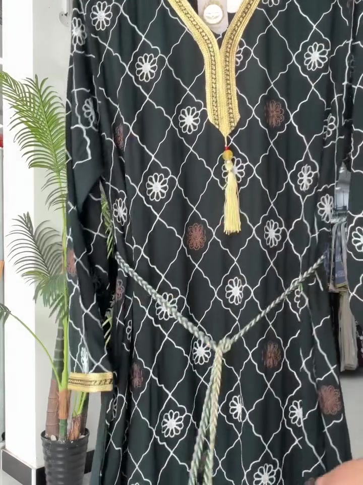 اللهم صلِّ على محمد وآل محمد 🌺
دراعه كشمير نسائي تطريز مغربي 
2XL. 3XL. 4XL 5XL. القياسات 
القالب راهي والقطعه كلوش
السعر. 15
@إشارة


**إذا كنت صاحب هذا الإعلان وتريد حذفه لأي سبب، رجاءا أرسل رسالة إلى الدعم الفني**