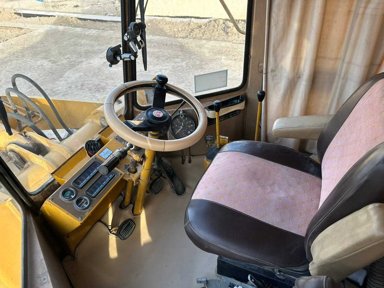 داش تو للبيع مكينه ٦ مكانيك مكفوله *********** عنوان ناصريه
