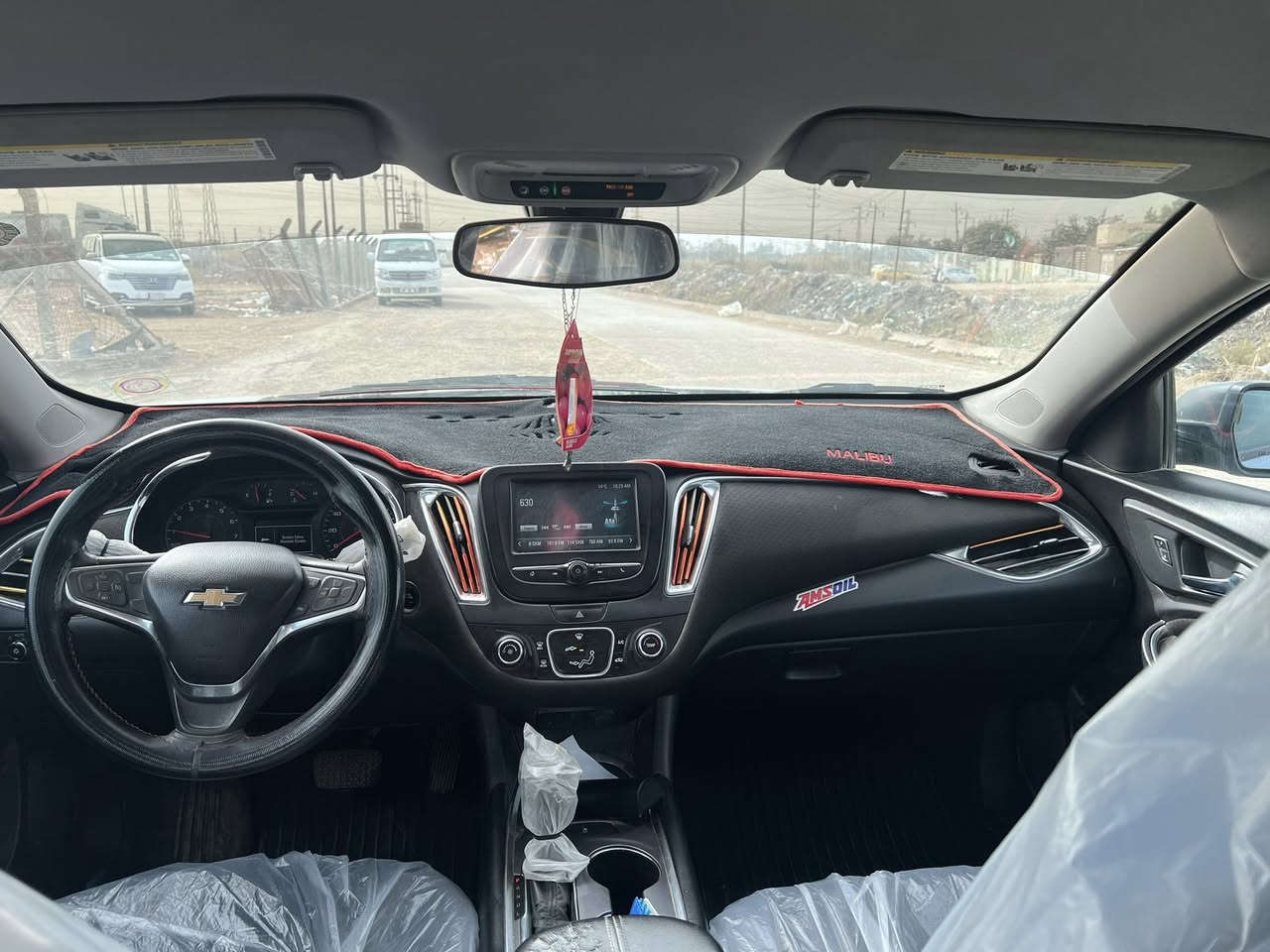 السلام عليكم. ماليبو 2018 حادثها فقط بنيد  ومبدل ماشيه 150 الف مكينه وكير نطيفات كلش  سعر 102 وبيها مجال ***********
