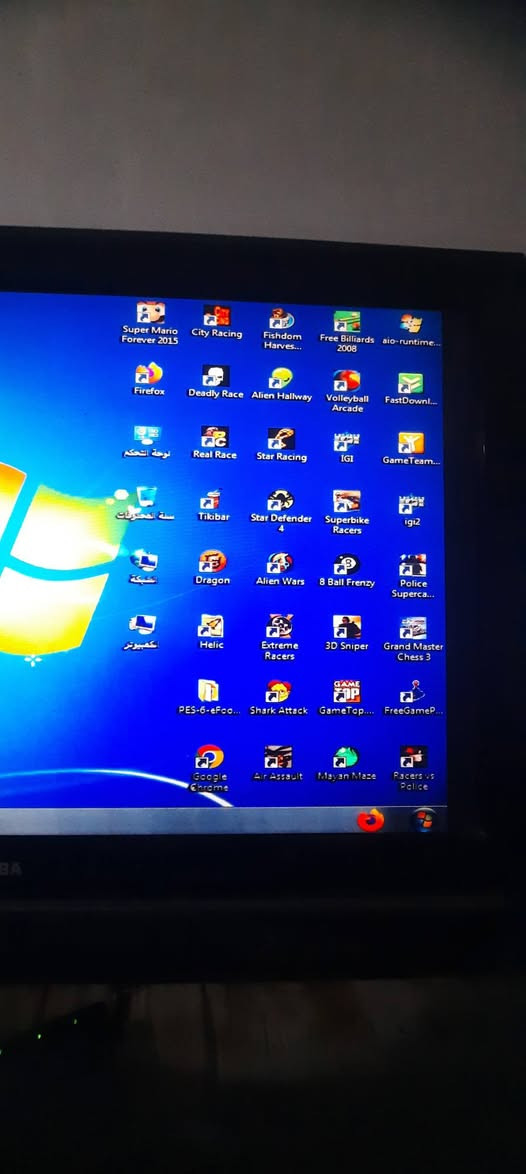 السلام عليكم للبيع كيس كمبيوتر من شركت HP
اسم جهاز hp compaq 8200 elite
مواصفات المعالج انتل كور اي 5جيل ثاني
الرام 2جيجا DDR3 قابل للتطوير 
هارد 320جيجا قابل لتطوير 
كارت شاشه مدمج من انتل مساحه جيجا
ملحقات موس بلوتوث جديد كيبورد جديد كيبل تشغيل مع كيبل VGA للعرض كلها بسعر 75ألف فقط لتواصل خاص او
*********** عنواني بابل
